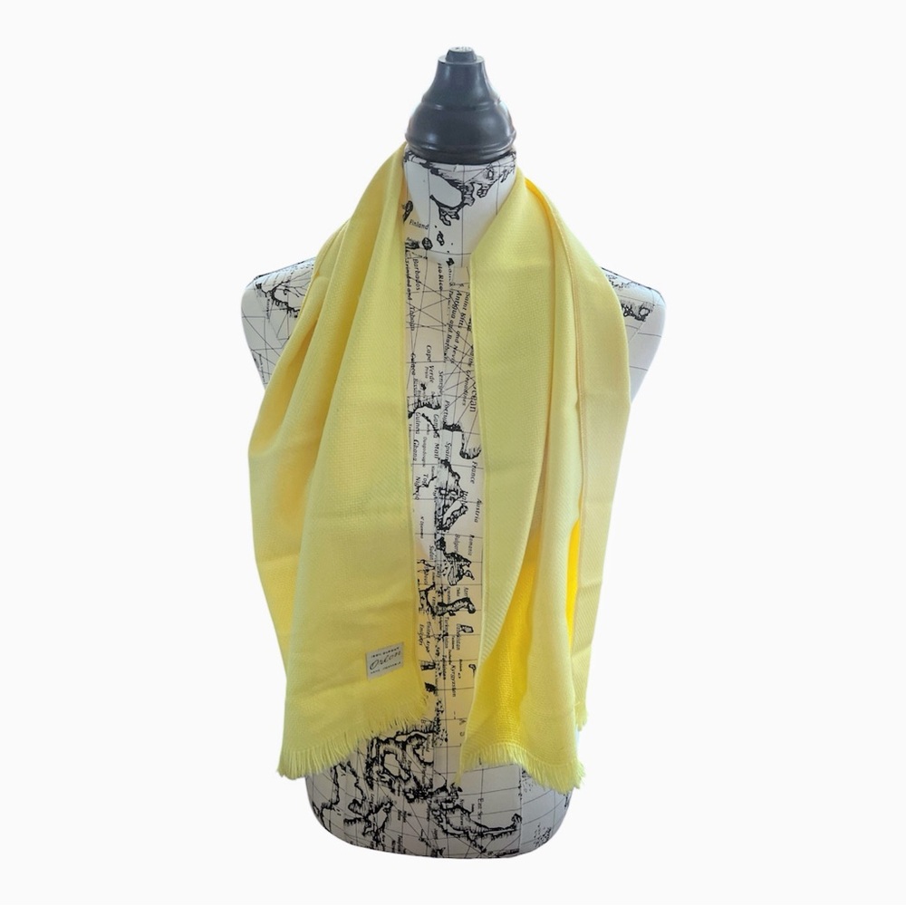 100% DUPONT ORLON Hand  Washable Knit Yellow Scarf Vintage